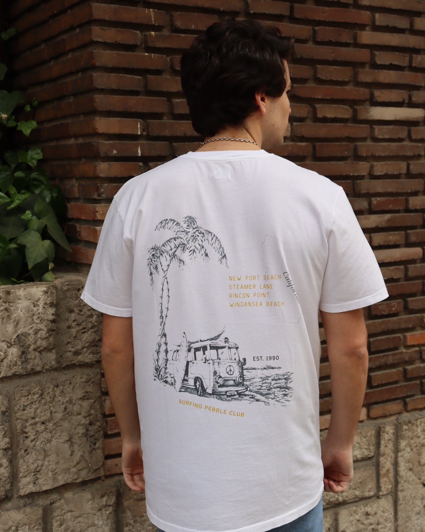 SURF WHITE